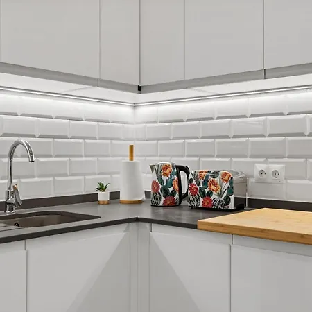 Belgravia Club דירה *